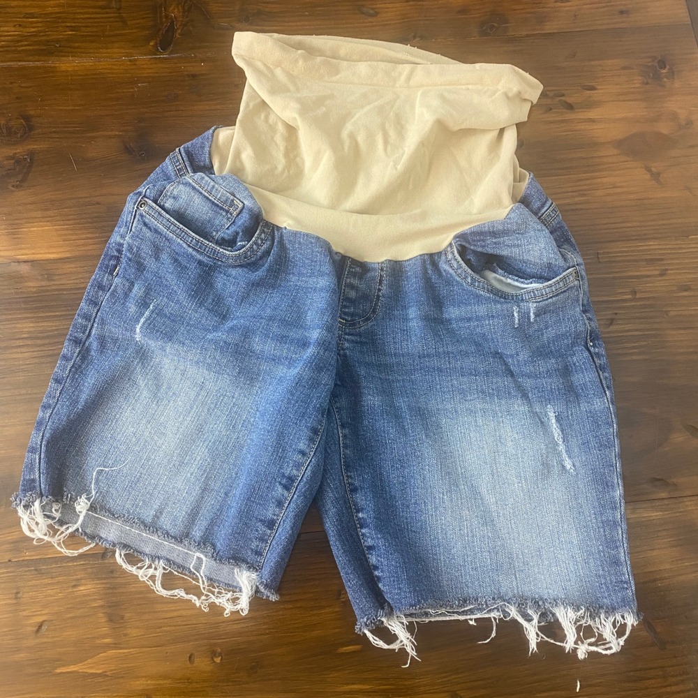 Oh Baby Motherhood Maternity Denim Shorts Full Panel Distressed Small SKU F107
